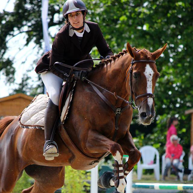 Ecurie de propriétaire près de Rennes - Mathilde et Opéra de la Londe aux championnats de France Amateur 2014 - André Sport Equestre : pension / coaching à Tinténiac (sur l'axe Rennes - St Malo)